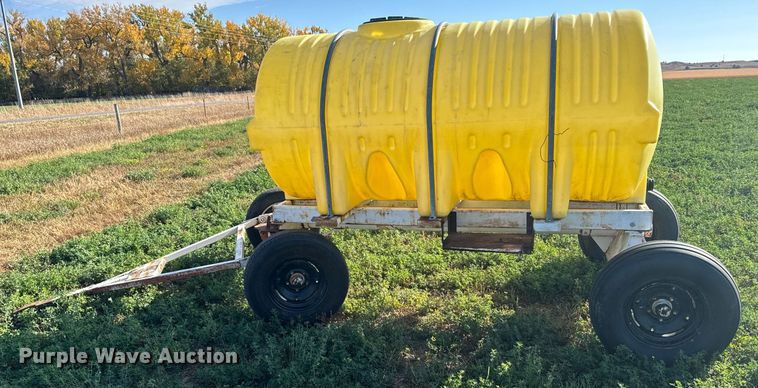 image for item DX3722 Tank trailer