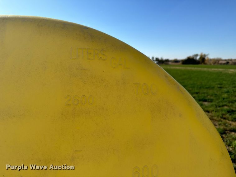 image for item DX3722 Tank trailer