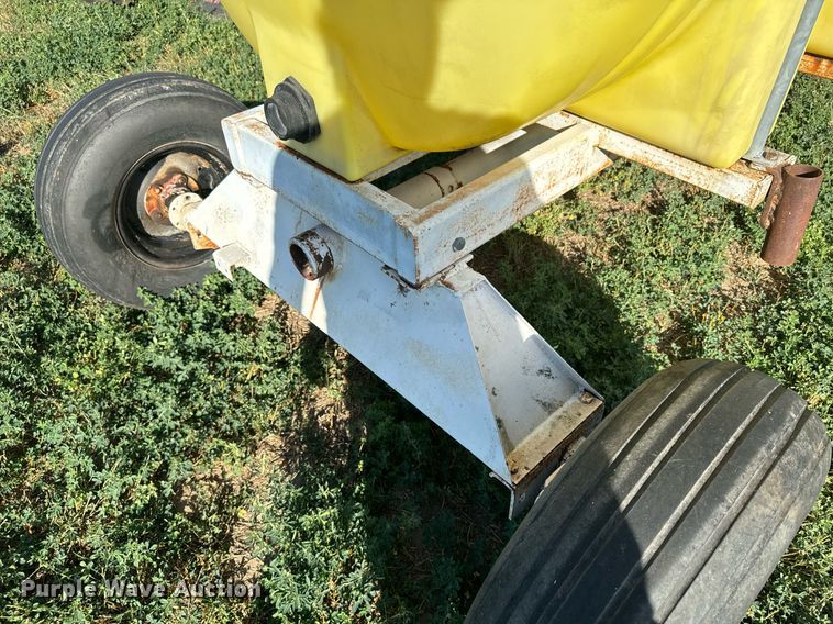 image for item DX3722 Tank trailer