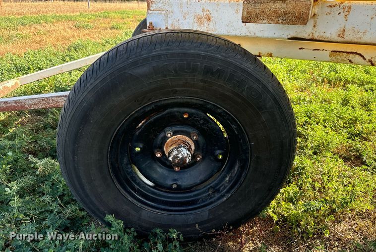 image for item DX3722 Tank trailer