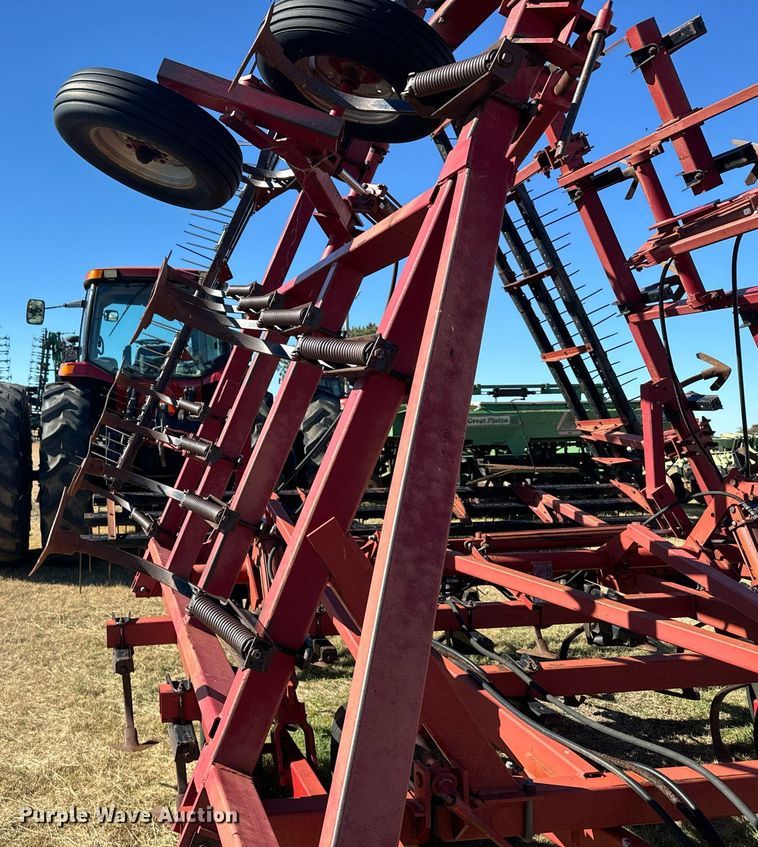 image for item DX3755 Case IH 4800 field cultivator