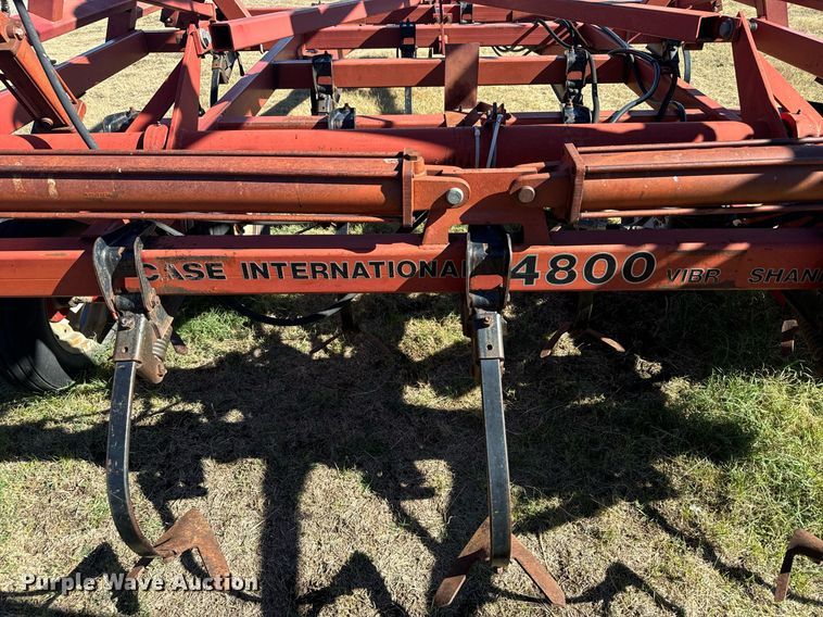 image for item DX3755 Case IH 4800 field cultivator
