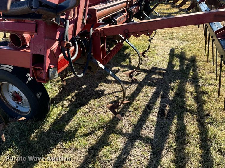 image for item DX3755 Case IH 4800 field cultivator