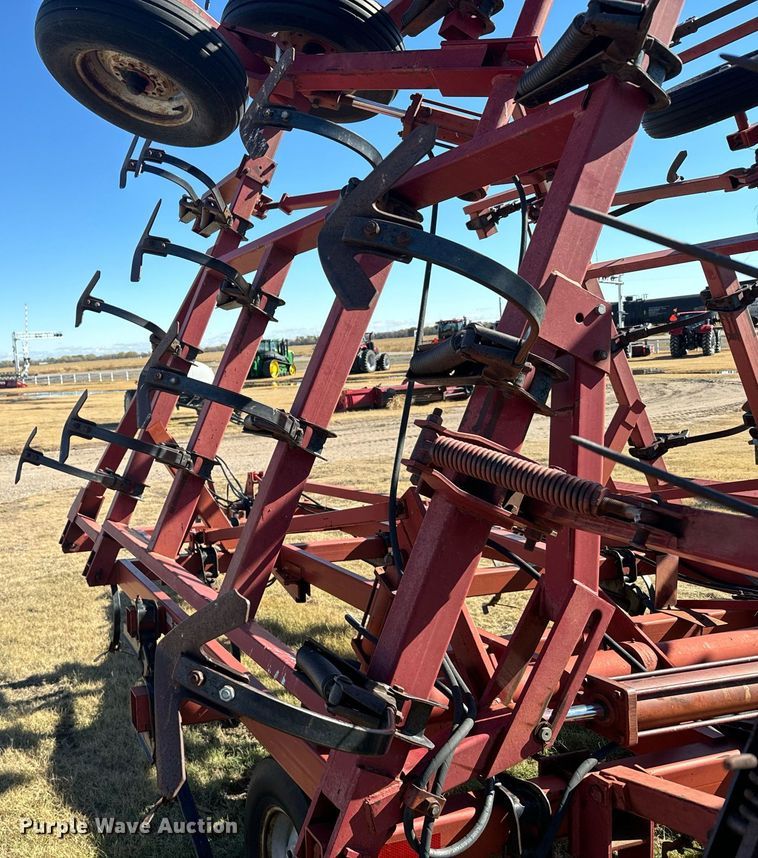image for item DX3755 Case IH 4800 field cultivator