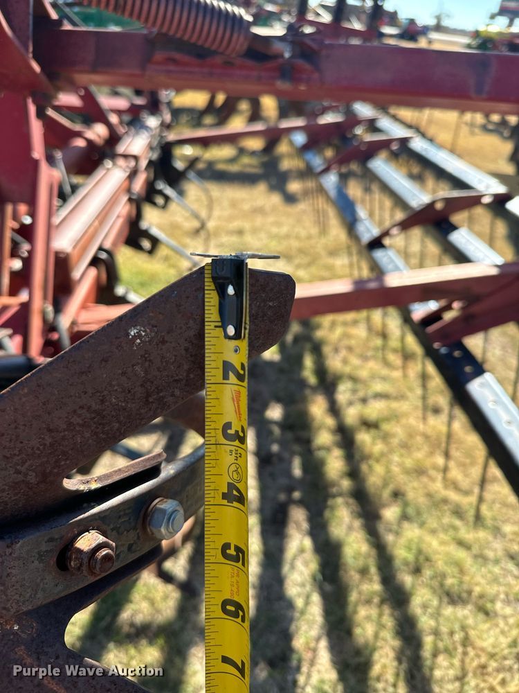 image for item DX3755 Case IH 4800 field cultivator