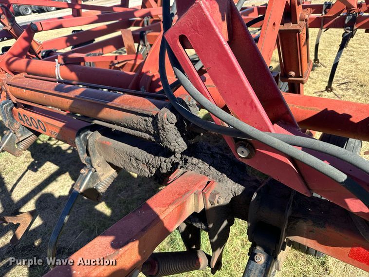 image for item DX3755 Case IH 4800 field cultivator