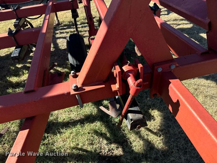 image for item DX3755 Case IH 4800 field cultivator
