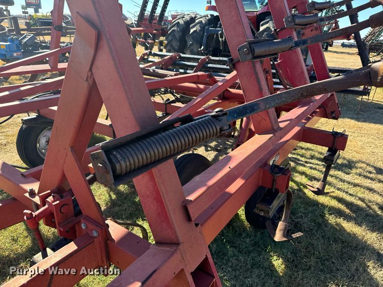 image for item DX3755 Case IH 4800 field cultivator