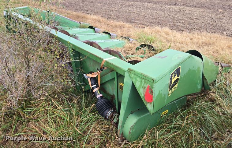 image for item EE7923 John Deere 653 all-crop head