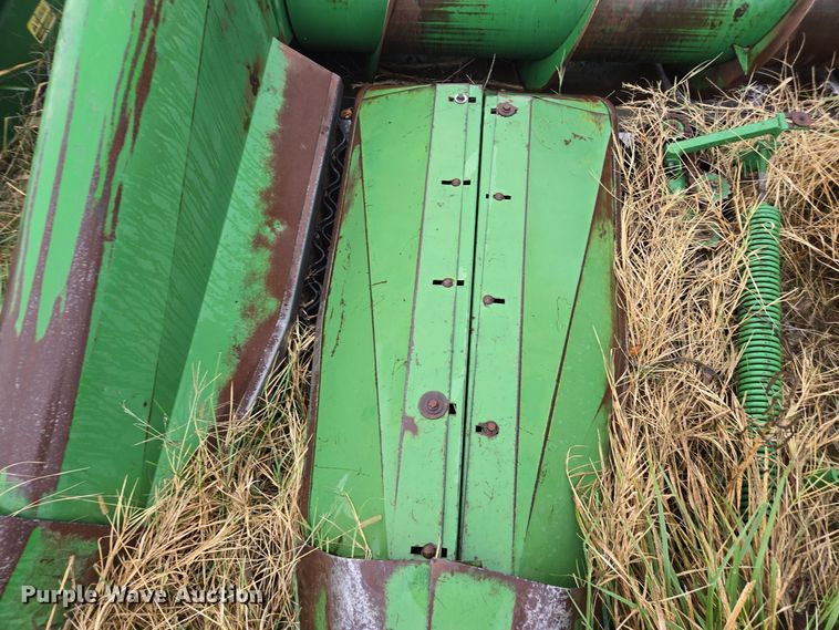 image for item EE7923 John Deere 653 all-crop head