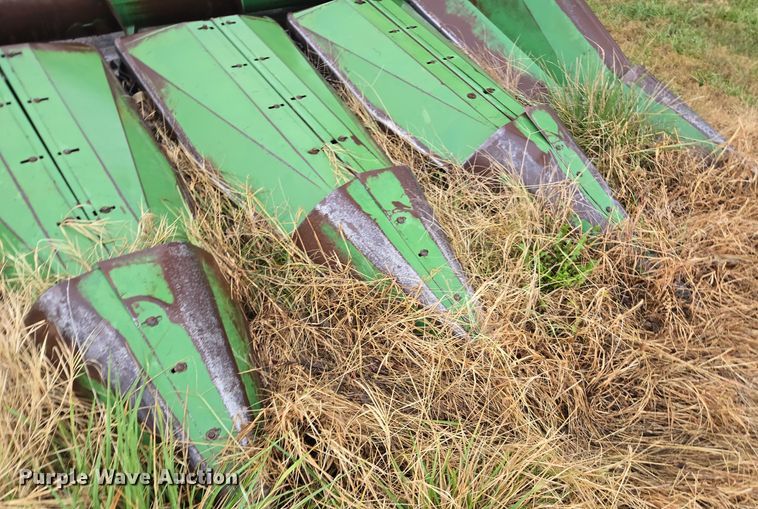 image for item EE7923 John Deere 653 all-crop head