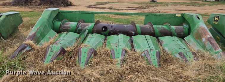 image for item EE7924 John Deere 653 all-crop head
