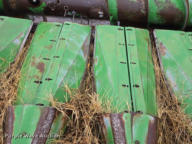 image for item EE7924 John Deere 653 all-crop head