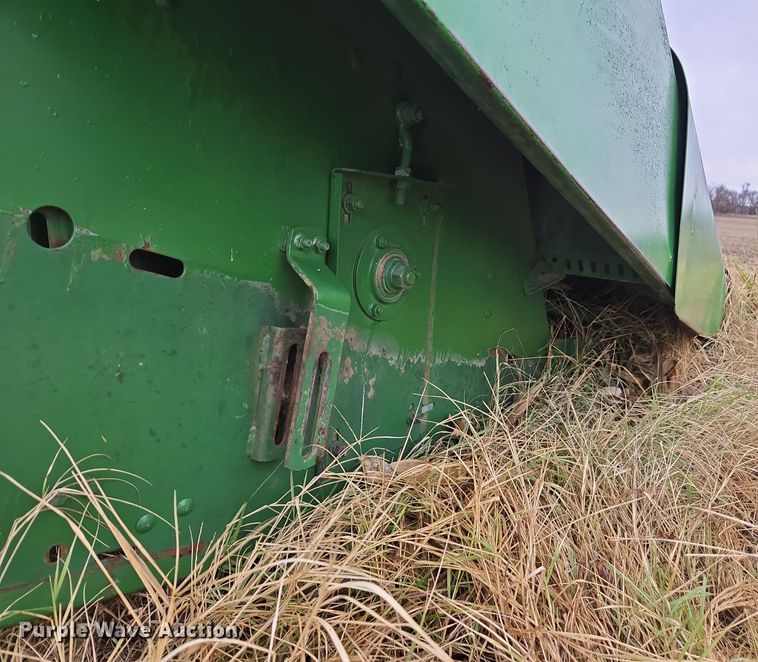 image for item EE7924 John Deere 653 all-crop head