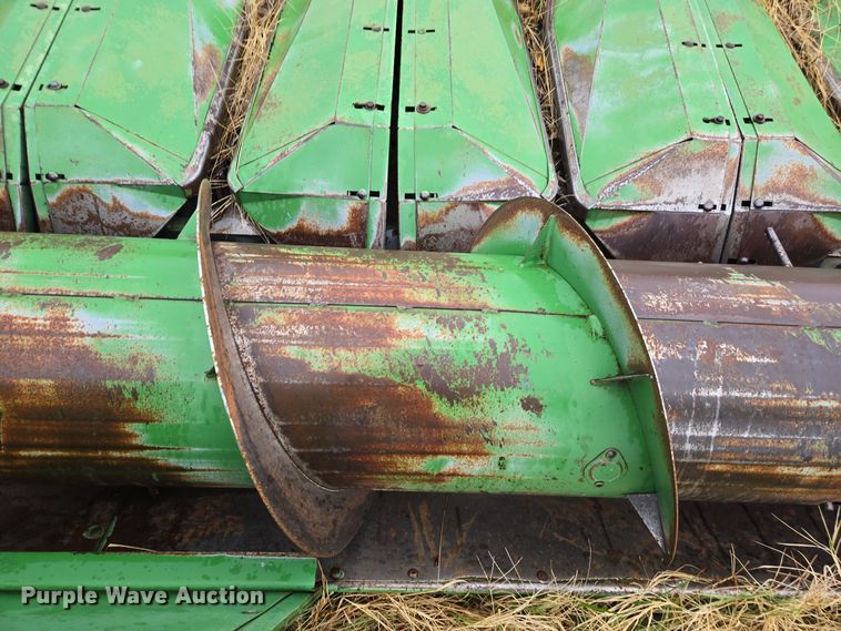 image for item EE7924 John Deere 653 all-crop head