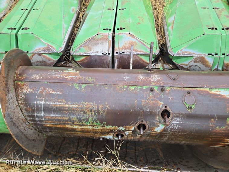 image for item EE7924 John Deere 653 all-crop head