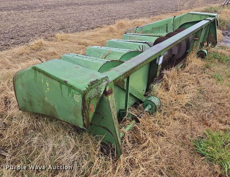 image for item EE7925 John Deere 653 all-crop head