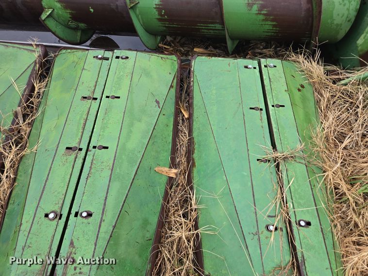 image for item EE7925 John Deere 653 all-crop head