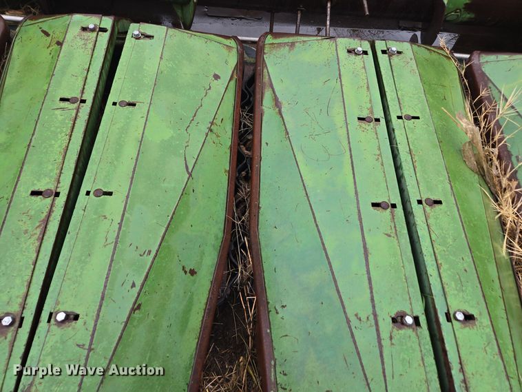 image for item EE7925 John Deere 653 all-crop head