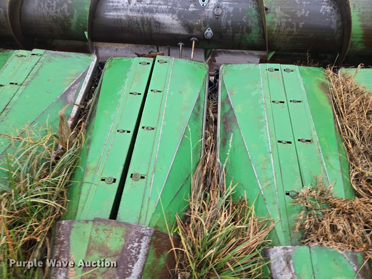 image for item EE7926 John Deere 653A all-crop head