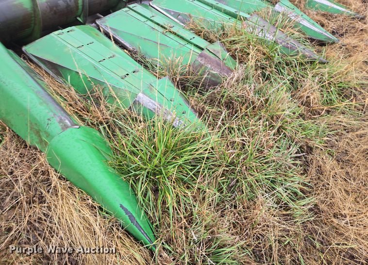image for item EE7926 John Deere 653A all-crop head