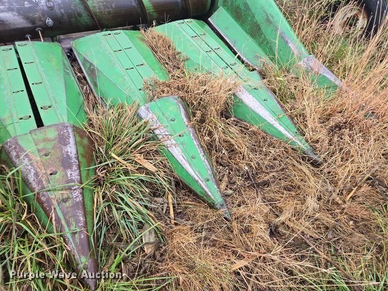 image for item EE7926 John Deere 653A all-crop head