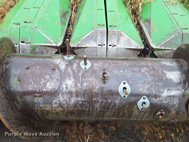 image for item EE7926 John Deere 653A all-crop head