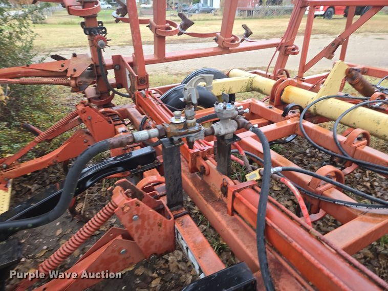 image for item EE7929 Krause 4133 field cultivator