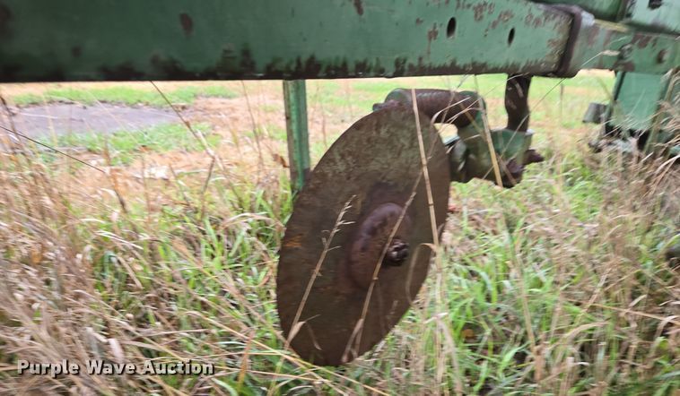 image for item EE7934 John Deere A1450 five bottom plow