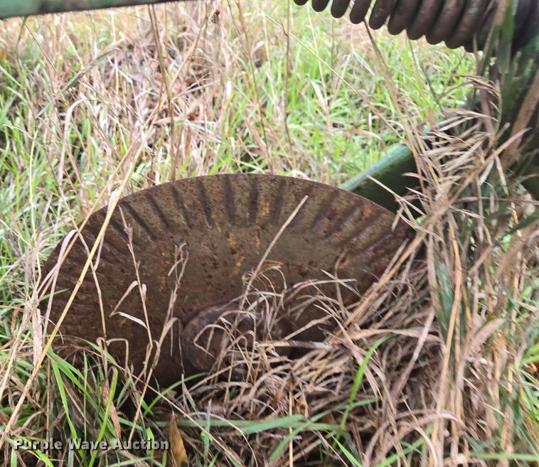 image for item EE7934 John Deere A1450 five bottom plow