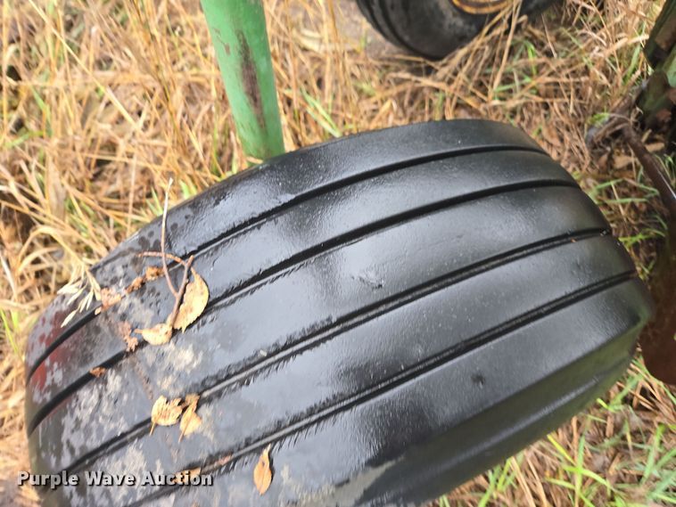 image for item EE7934 John Deere A1450 five bottom plow