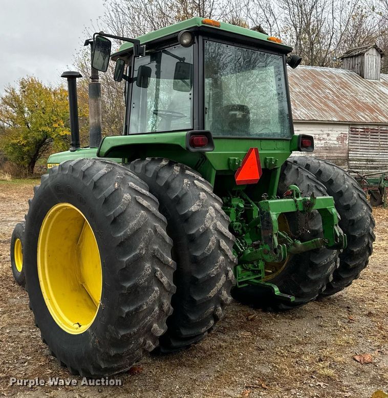 image for item EG6871 1975 John Deere 4430 tractor