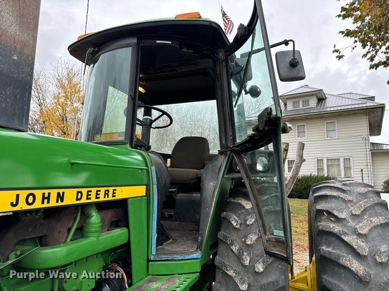 image for item EG6871 1975 John Deere 4430 tractor