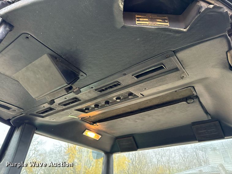 image for item EG6871 1975 John Deere 4430 tractor