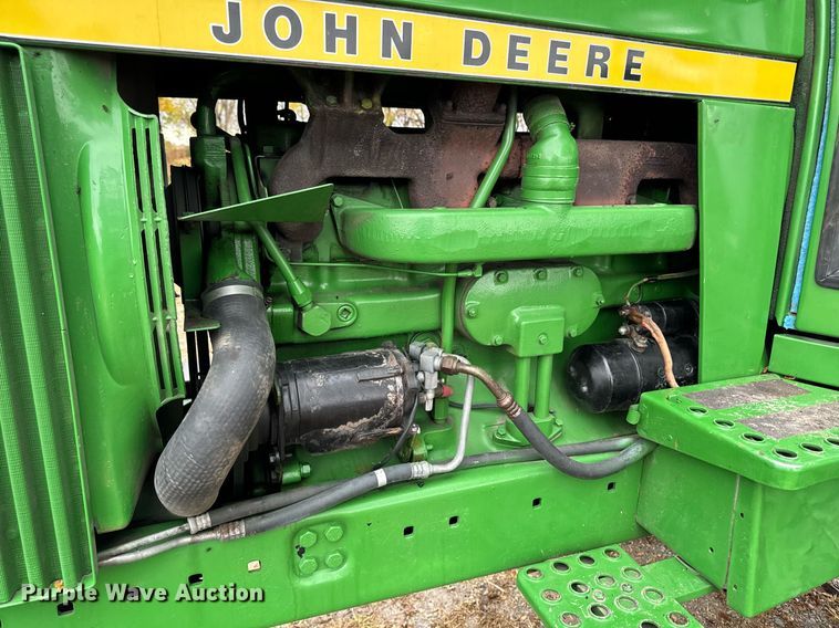 image for item EG6871 1975 John Deere 4430 tractor