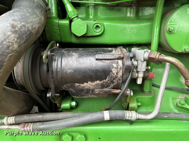 image for item EG6871 1975 John Deere 4430 tractor