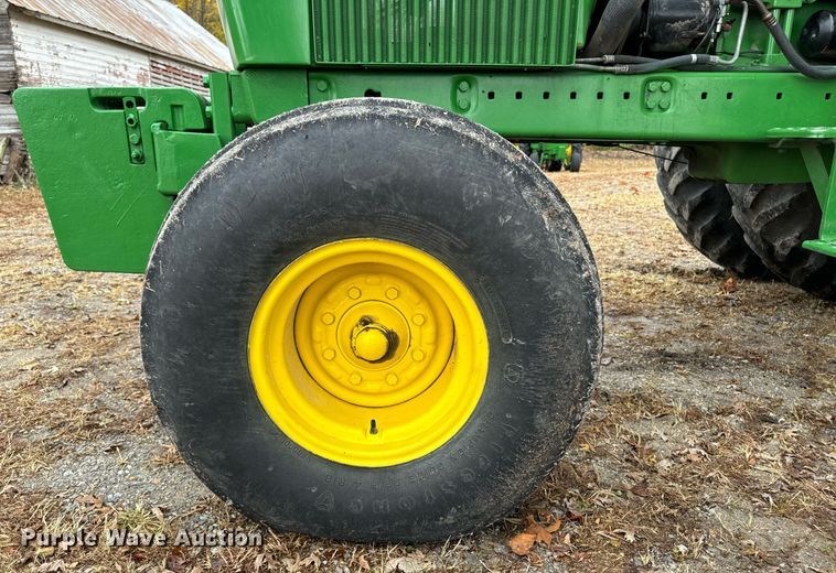 image for item EG6871 1975 John Deere 4430 tractor