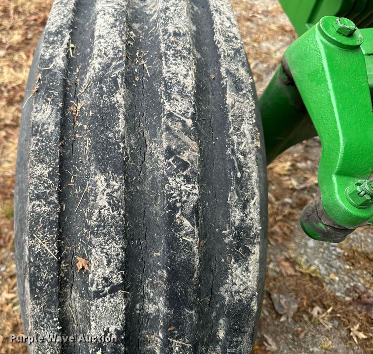 image for item EG6871 1975 John Deere 4430 tractor