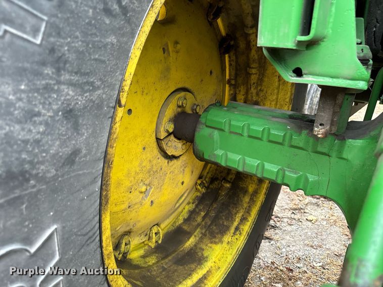 image for item EG6871 1975 John Deere 4430 tractor
