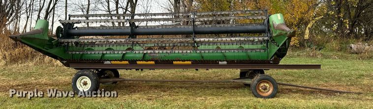 image for item EG6872 John Deere 220 rigid head