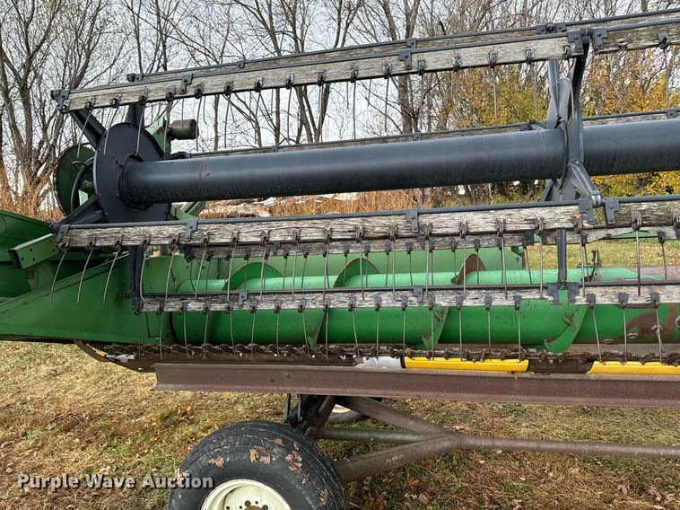 image for item EG6872 John Deere 220 rigid head