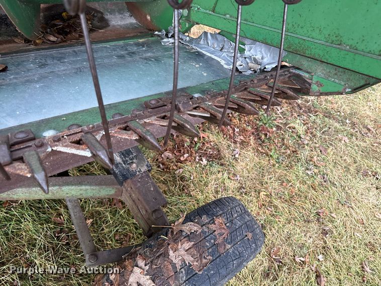 image for item EG6872 John Deere 220 rigid head