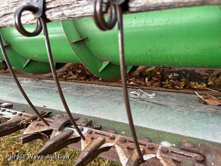 image for item EG6872 John Deere 220 rigid head