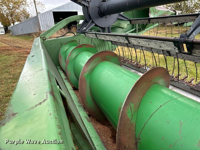 image for item EG6872 John Deere 220 rigid head