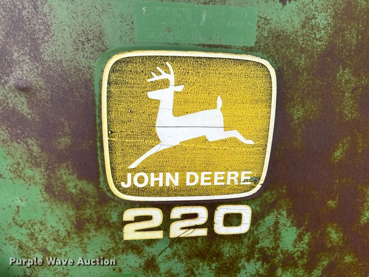 image for item EG6872 John Deere 220 rigid head