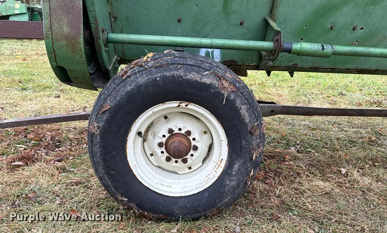 image for item EG6872 John Deere 220 rigid head