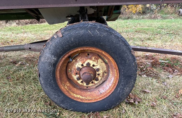 image for item EG6872 John Deere 220 rigid head