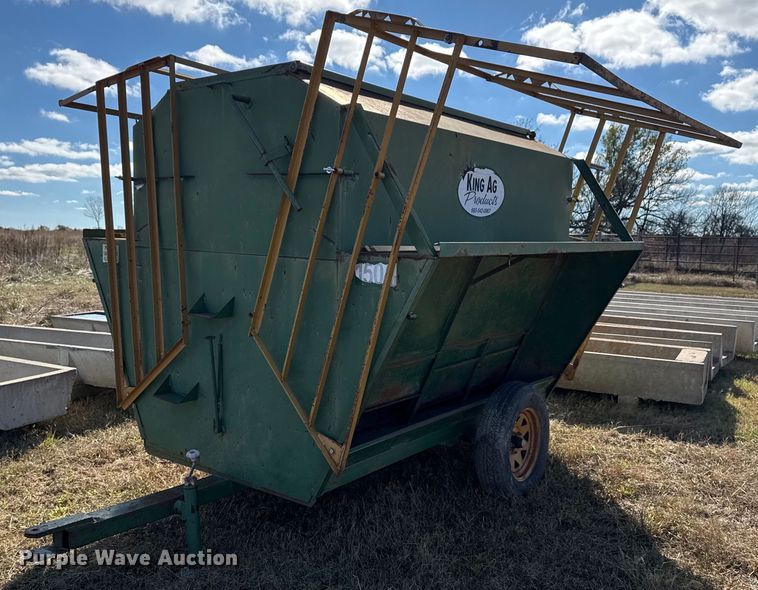 image for item EG7860 King Ag Products creep feeder