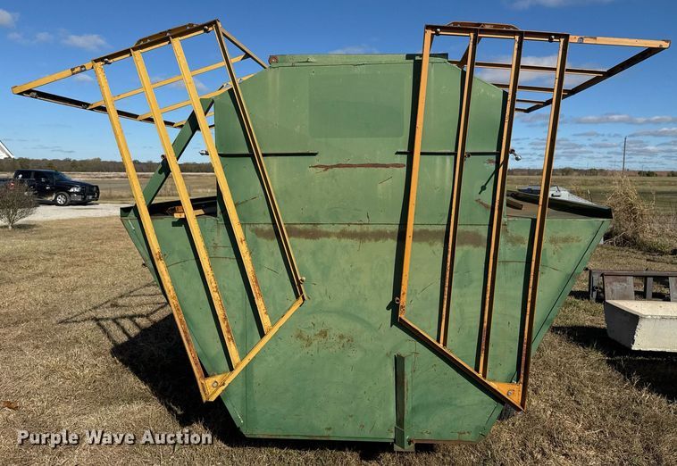 image for item EG7860 King Ag Products creep feeder