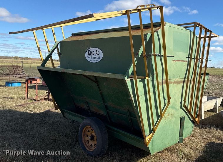 image for item EG7860 King Ag Products creep feeder